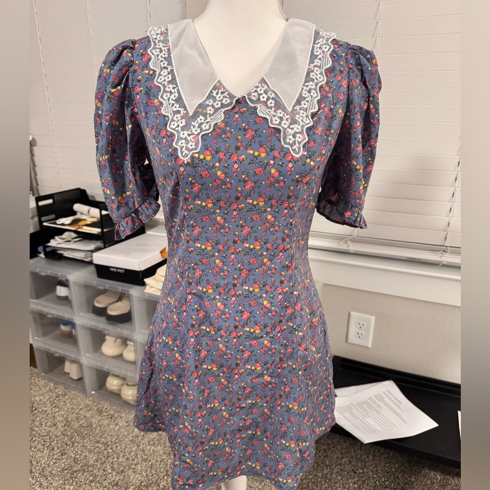 Floral Blue Dress with Lace Collar